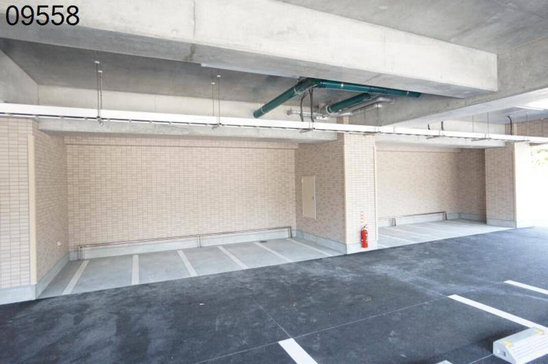 駐車場　駐輪場