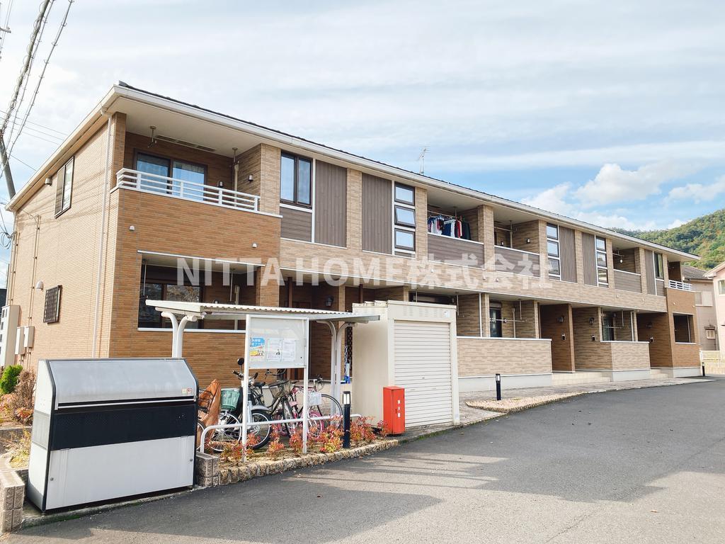 建物外観　全室エアコン設置で快適◎浴室１坪以上や外部物置などの設備付き