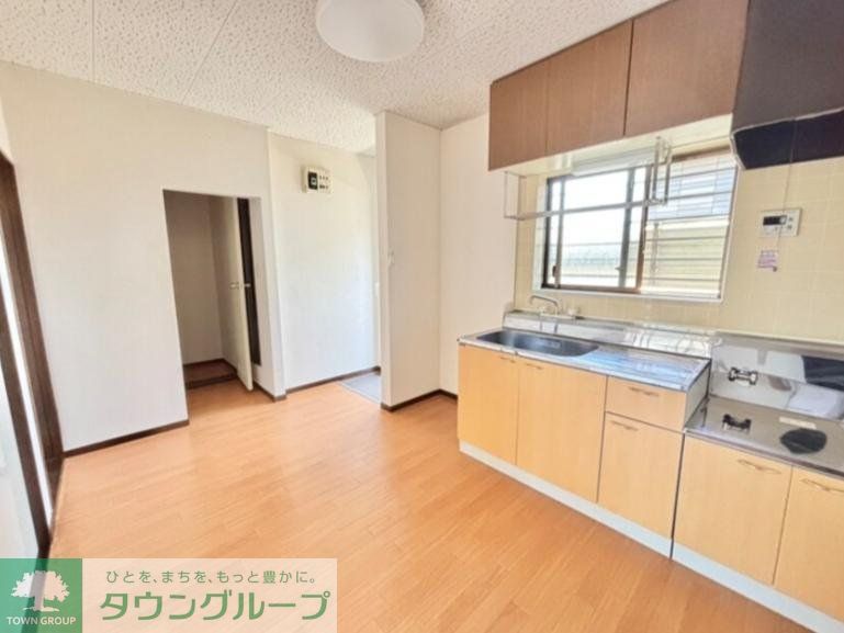 居室・リビング　キッチン