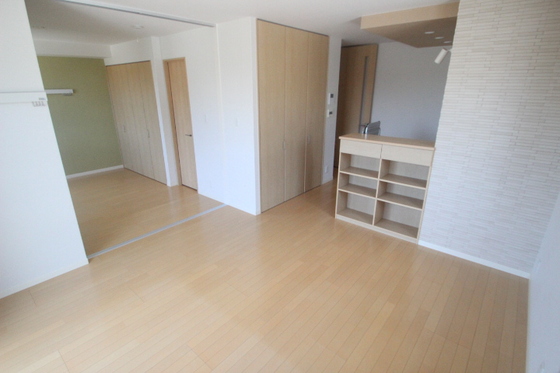 居室・リビング　※別部屋の写真です