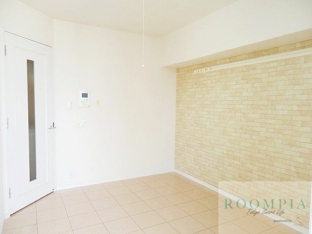 居室・リビング　※同タイプの別のお部屋です。