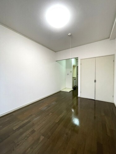 居室・リビング　洋室　※前回募集時2022年10月撮影