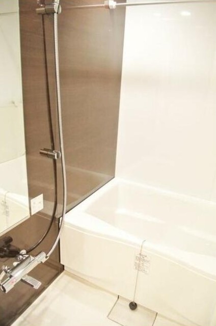 バス・シャワールーム　バスルーム