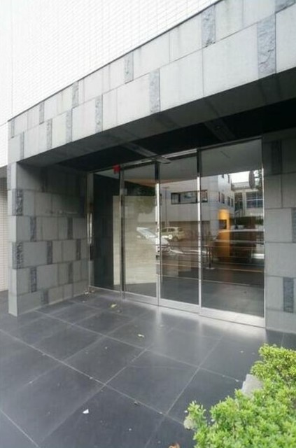 エントランス　エントランス部分