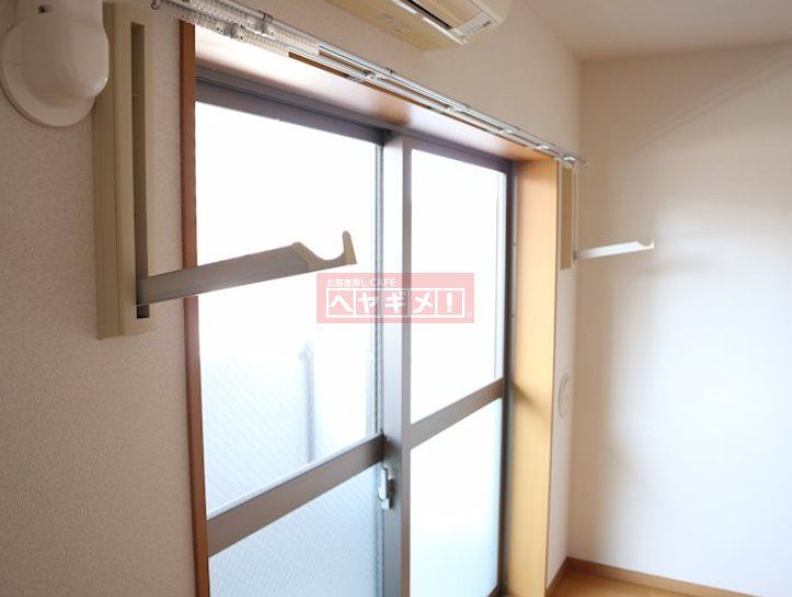 居室・リビング　収納