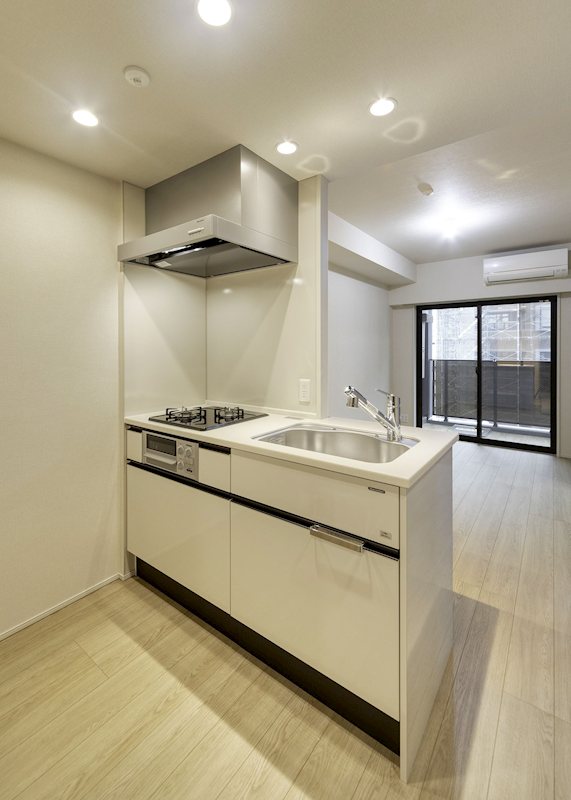 キッチン　※入居中の為別部屋写真使用現状優先