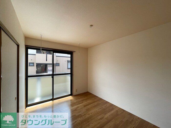 居室・リビング　お問合せはタウンハウジングまで！※現地待合わせ相談可能