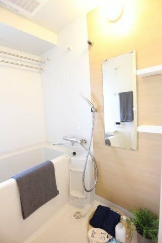 バス・シャワールーム　※別部屋参考写真