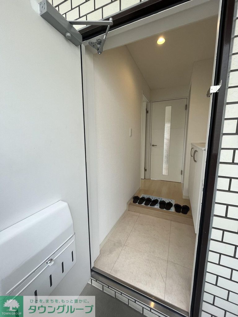 玄関　バルコニー