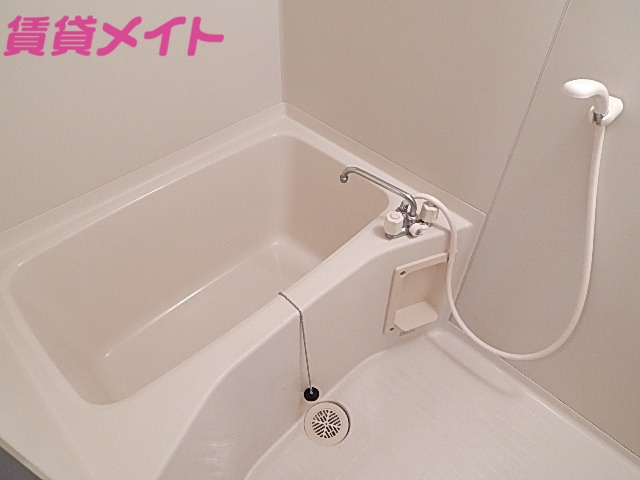 バス・シャワールーム　同物件別室写真