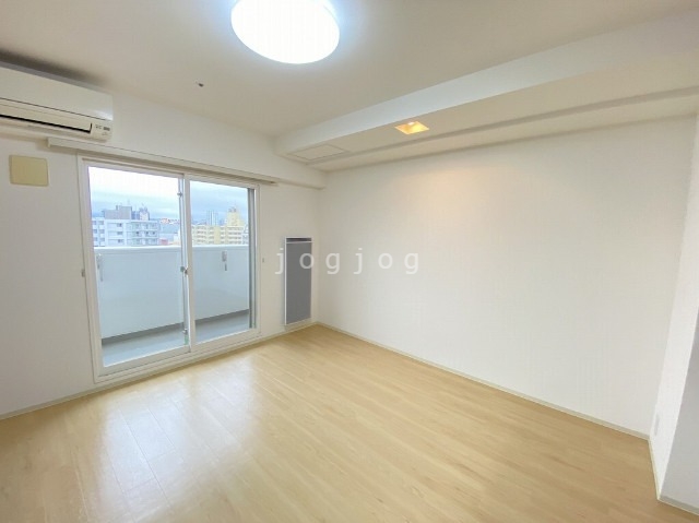 居室・リビング　同号室タイプ写真