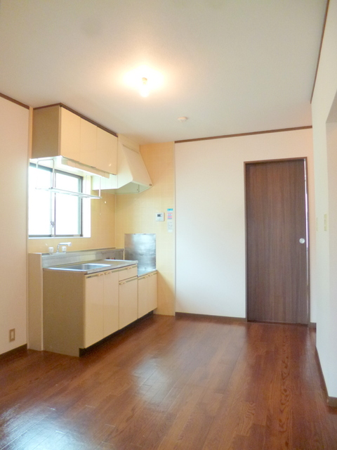 居室・リビング　★６帖のダイニングキッチン★