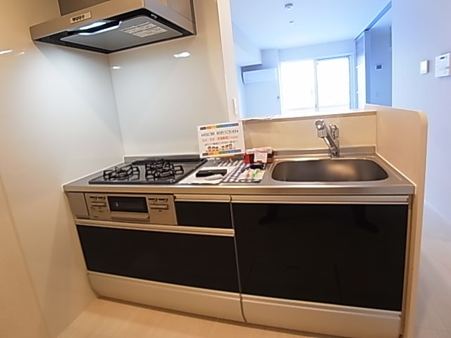 キッチン　同間取りタイプ有り。