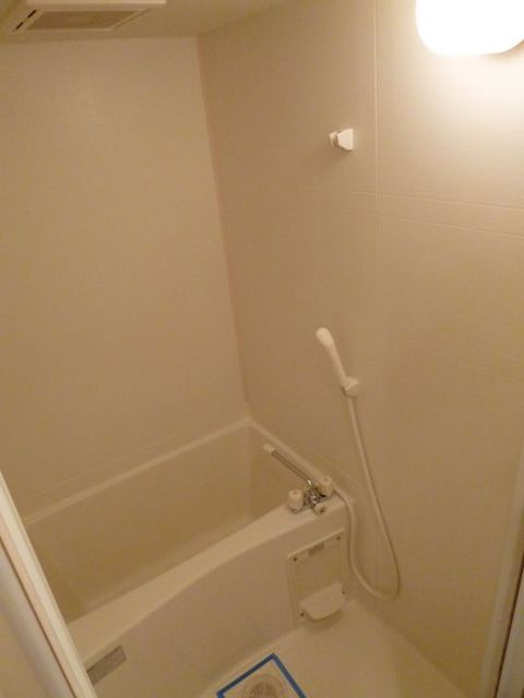 バス・シャワールーム　浴室（反転の場合有り）