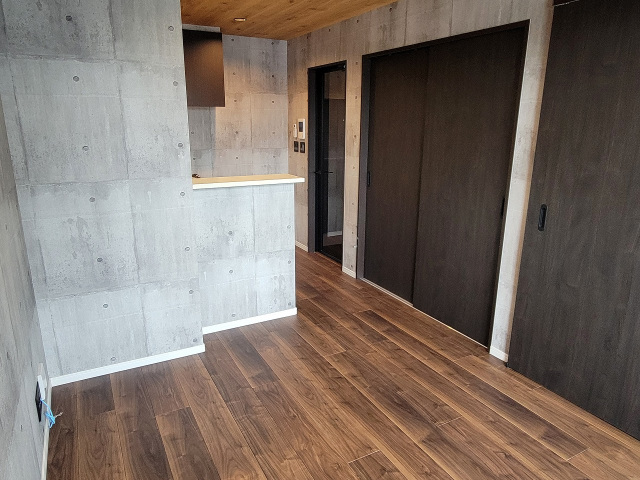 居室・リビング　REGALEST 大元