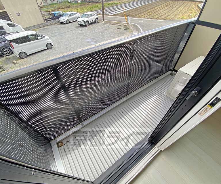 バルコニー　風当たりの良いバルコニーです。