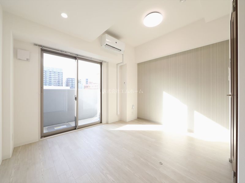 その他部屋・スペース　洋室7.7帖　エアコン付　収納充実しています