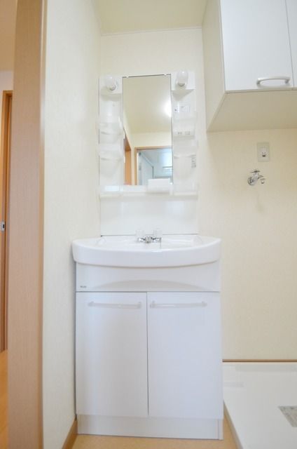 洗面設備　同仕様