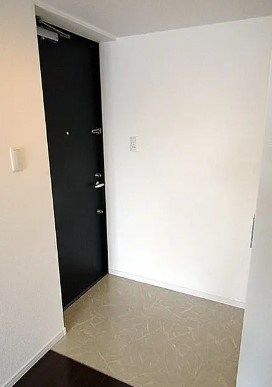 玄関　※参考写真