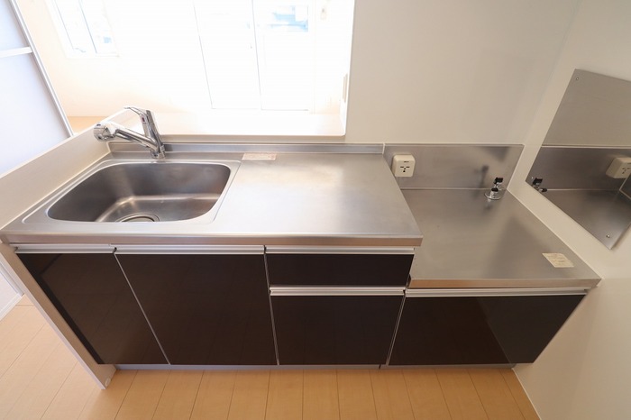 キッチン　対面キッチン（IH対応コンセント付き）