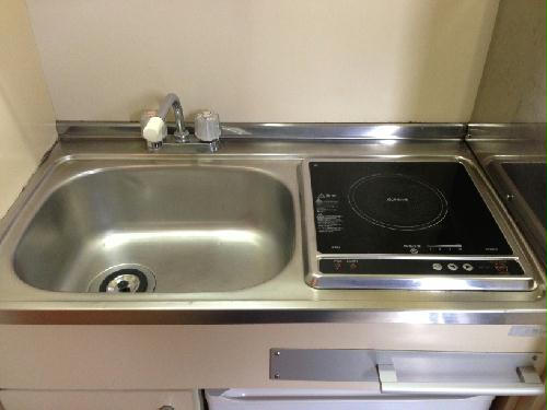 キッチン　電気コンロが1口あるタイプ