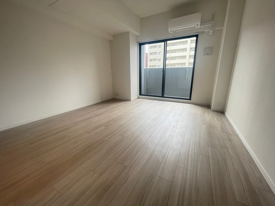 居室・リビング　※別部屋の写真です