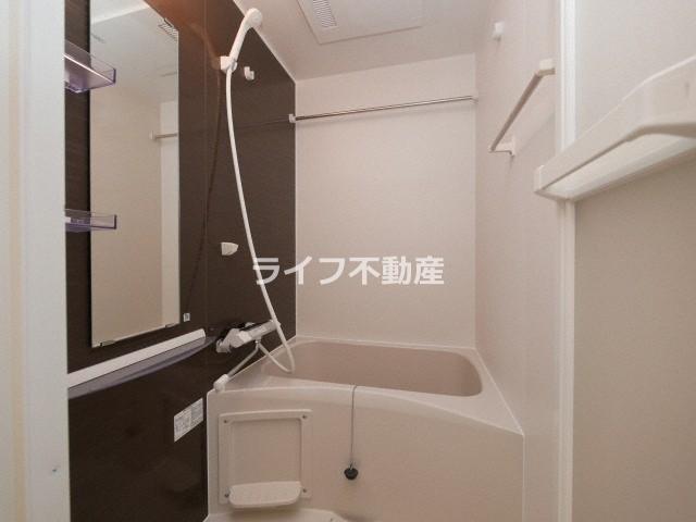 バス・シャワールーム　きれいなお風呂です