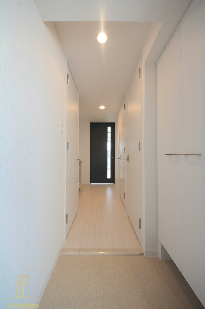 玄関　エスリード本町靭公園レジデンス