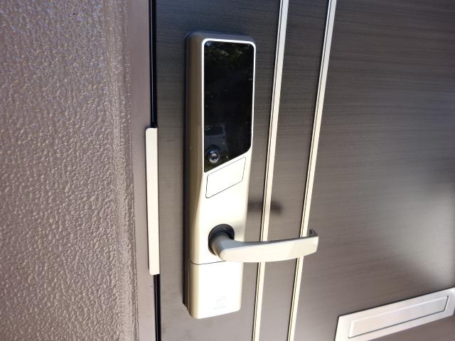 エントランス　玄関電子キー