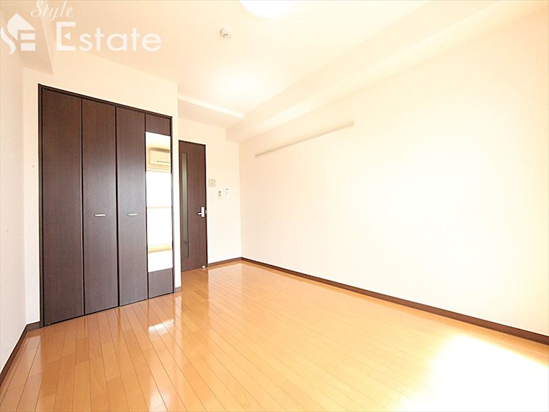 居室・リビング　内装