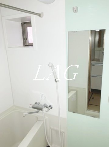 バス・シャワールーム　お風呂です。