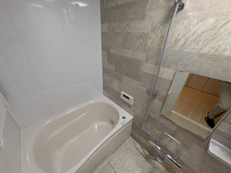 バス・シャワールーム