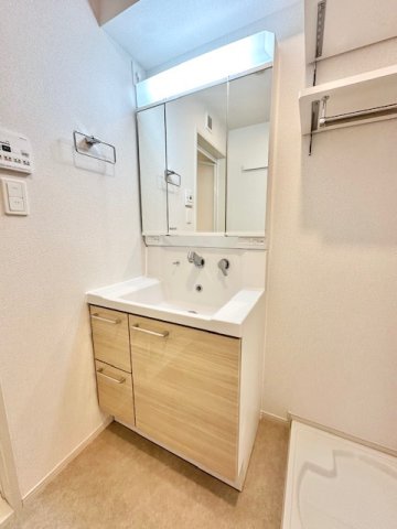 洗面設備　忙しい朝には欠かせない洗面所です