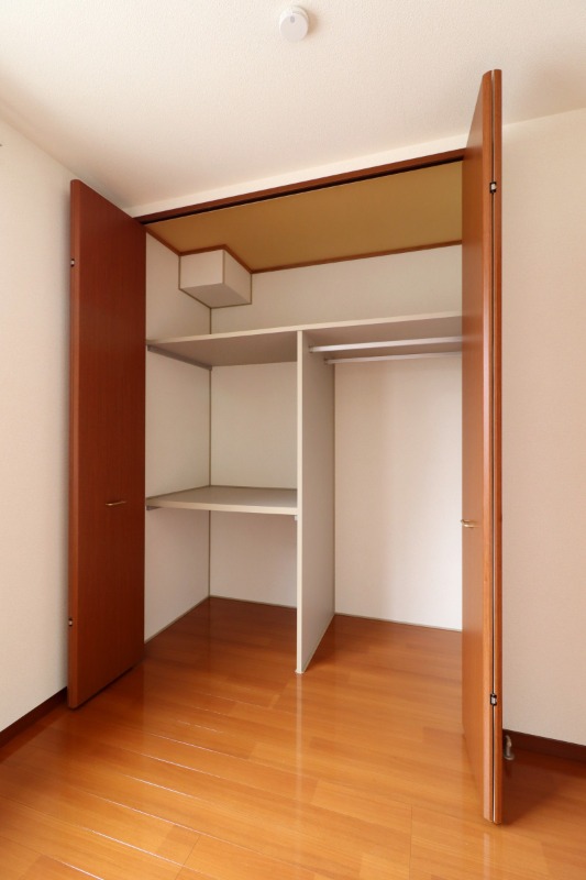 収納　図面と現状に相違がある場合には現状を優先