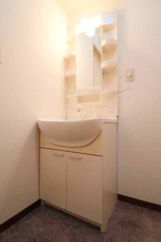 洗面設備　図面と現状に相違がある場合には現状を優先