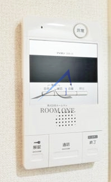 セキュリティ　モニター付きインターホンです。