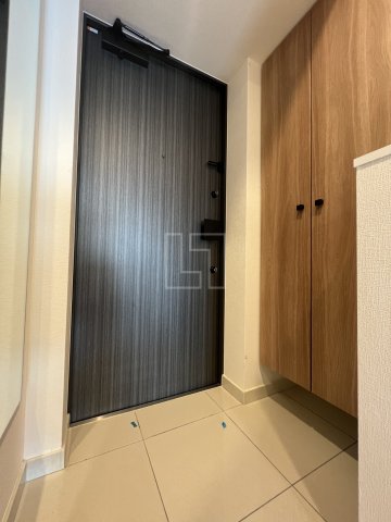 玄関　ファーストフィオーレ谷町六丁目フェリシア　玄関