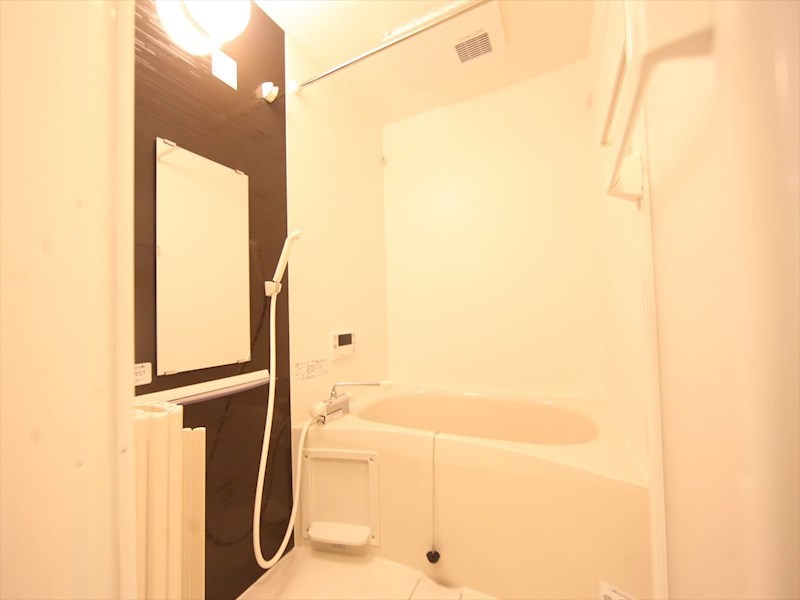 バス・シャワールーム　追い焚き・浴室暖房乾燥機能付バス