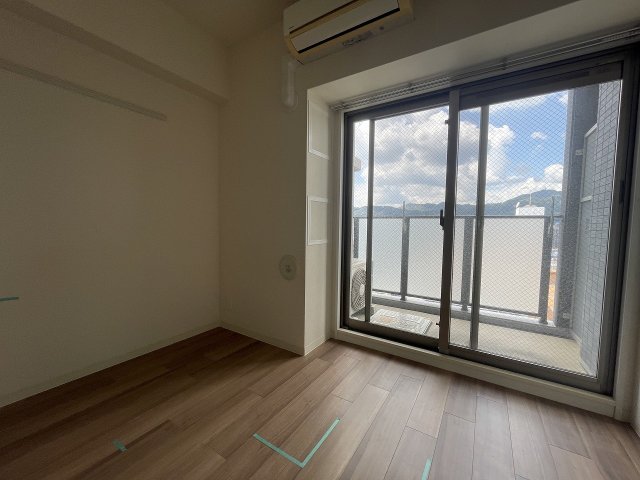 居室・リビング　こちらのリビングで趣味の時間をお楽しみください