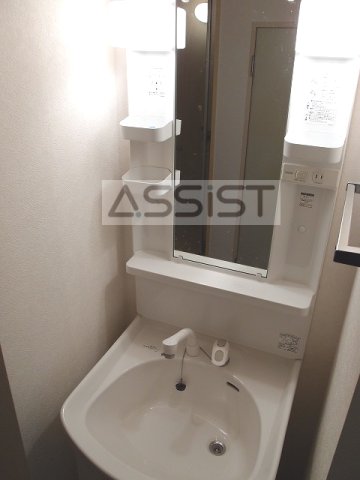 洗面設備　※他号室の参考写真です。