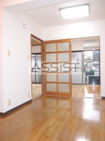 居室・リビング　≪@552yyyoj≫弊社の公式LINEです♪