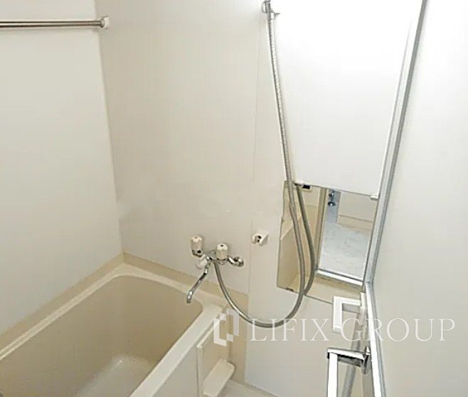 バス・シャワールーム　風呂