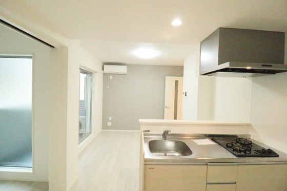 キッチン　※別部屋の写真です