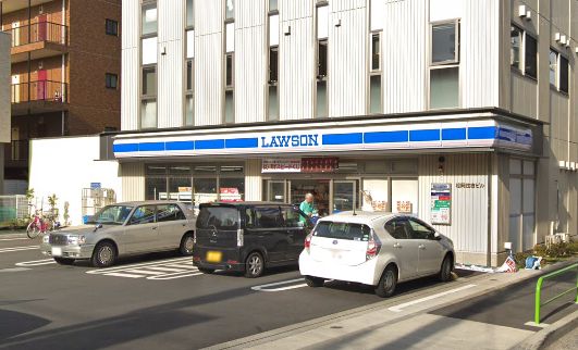 コンビニ　ローソン 江東住吉大門通店（コンビニ）まで308m