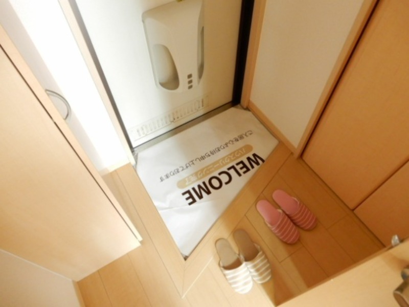 玄関　図面と現状に相違がある場合には現状を優先