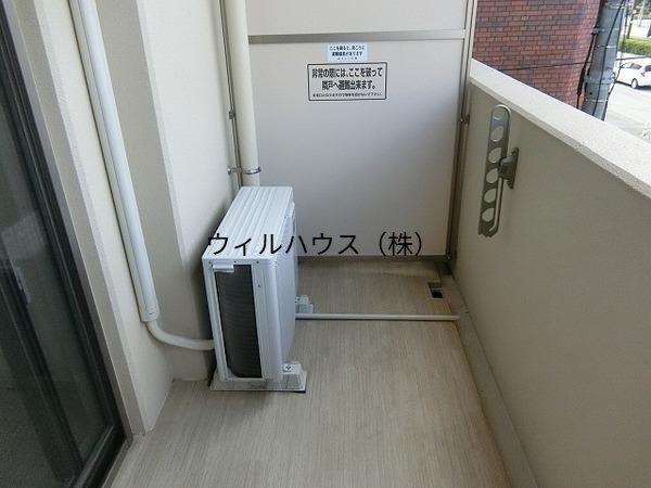 バルコニー　採光良好！