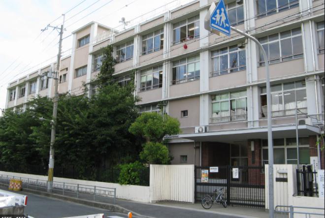 小学校　大阪市立巽東小学校（小学校）まで598m
