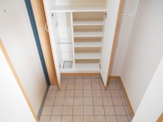 収納　大型クローゼット＆収納スペース！