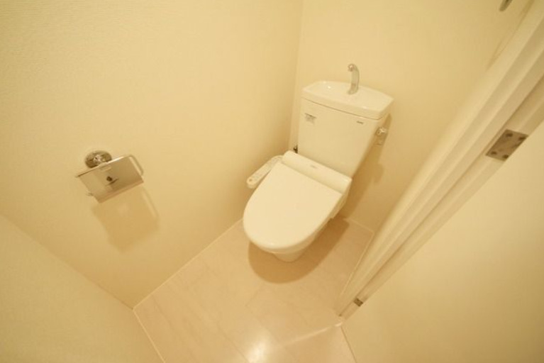 トイレ　ゆったりとした空間のトイレです