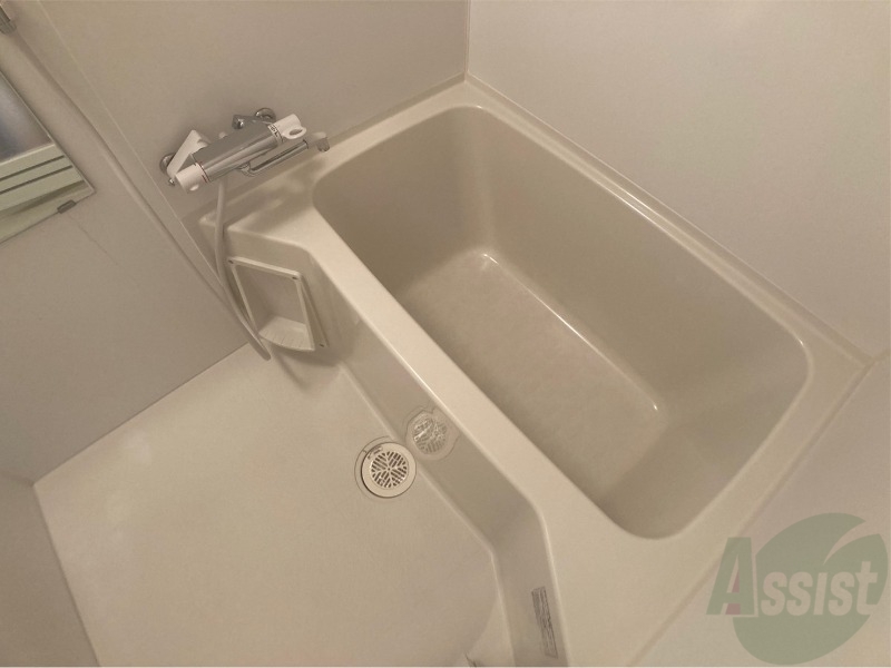 バス・シャワールーム　お風呂になります。一日の疲れを癒してくださいね。